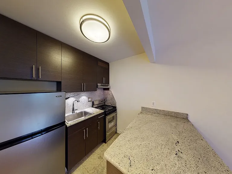 50 Prince St #3M — Photo 5