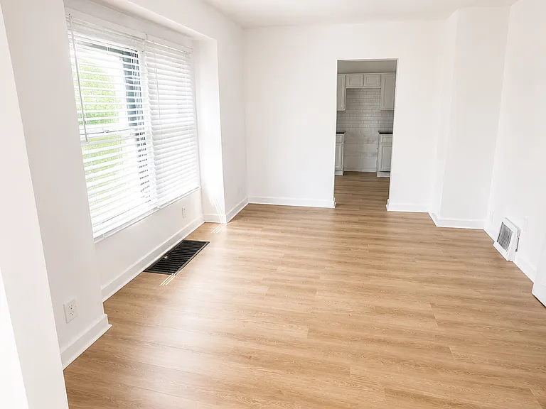 4112 Park Ave — Photo 12