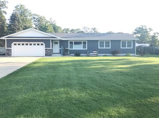 1665 Becker Rd, Muskegon, MI 49445