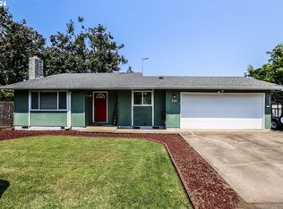746 53rd Pl, Springfield, OR 97478