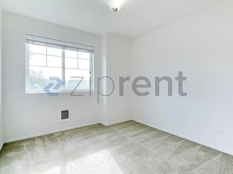 10351 156th Ln NE #101 — Photo 21