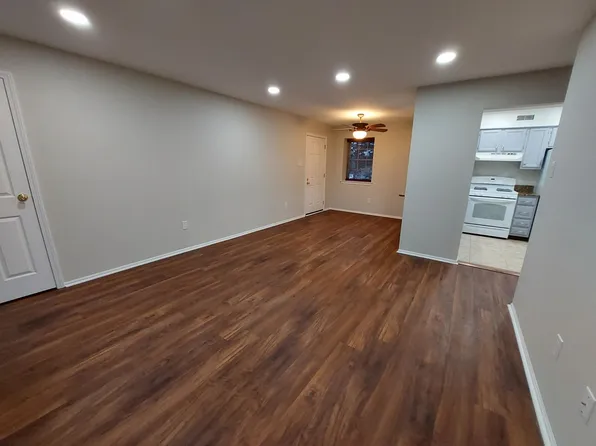 2207 Society Pl, Newtown, PA 18940