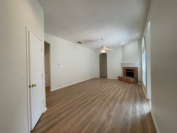3rd image of 6004 Cave River Dr