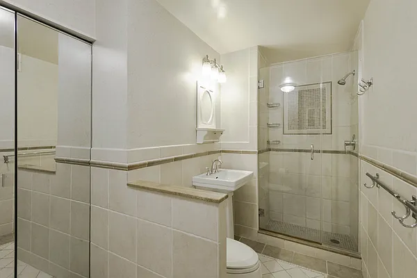 Sold by Nest Seekers International | media 6