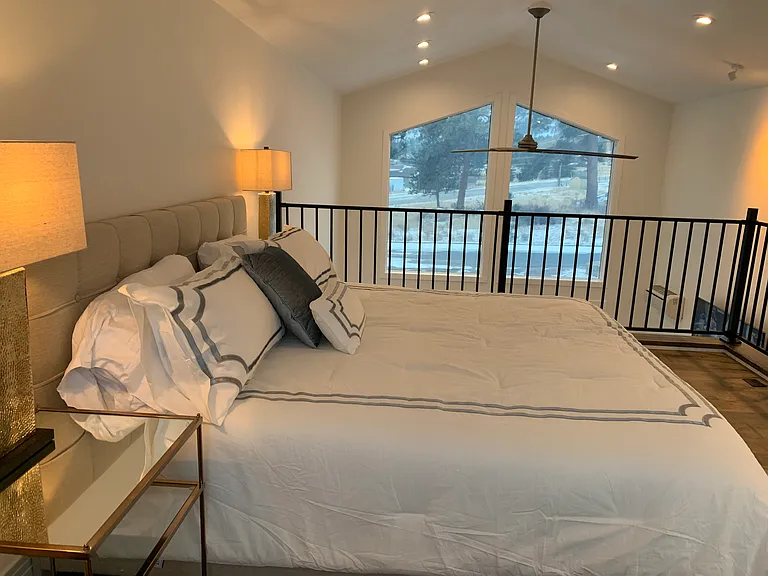 880 Heinz Pkwy #1 — Photo 3