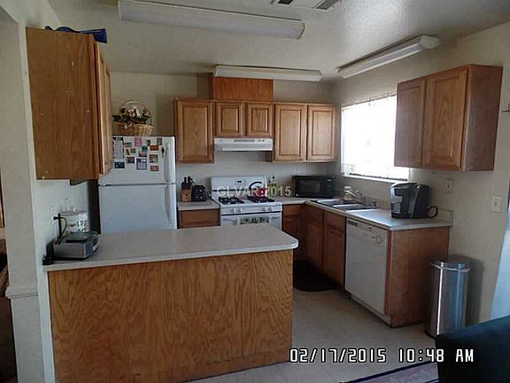 3rd image of 4644 Montebello Ave