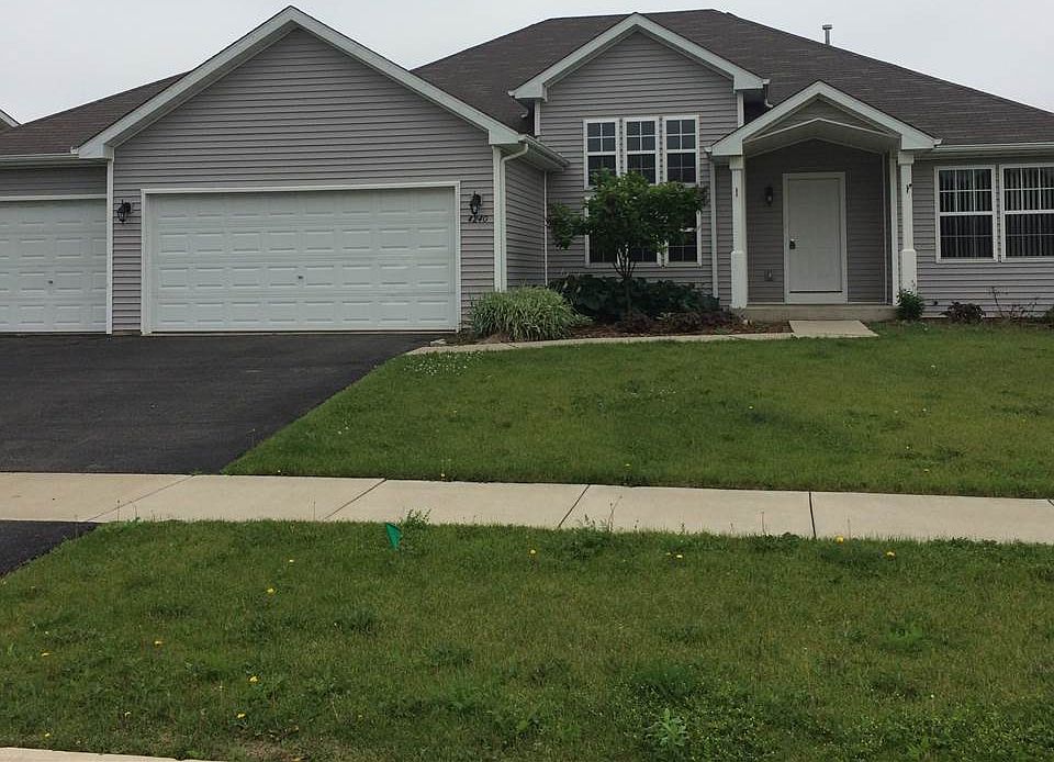 1st image of 4240 Sandhill Dr
