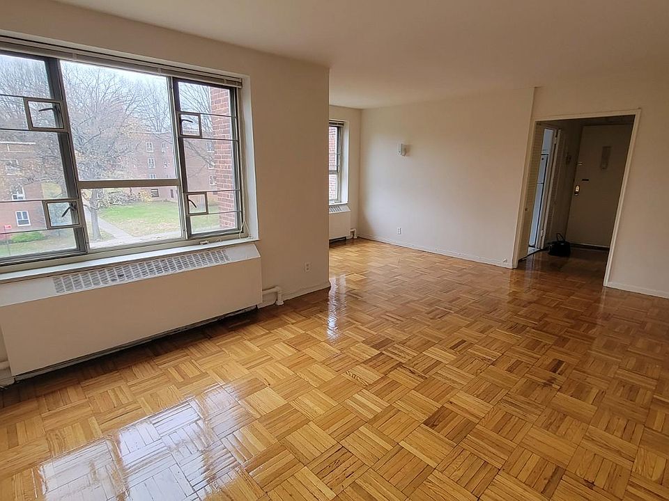 1st image of 6702 186th Ln APT 2C