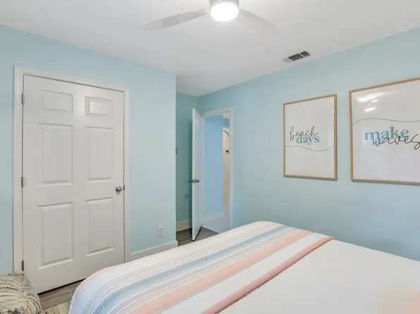 11 Azalea St, Hilton Head Island, SC 29928