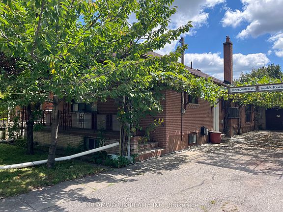 3rd image of 167 Redwater Dr