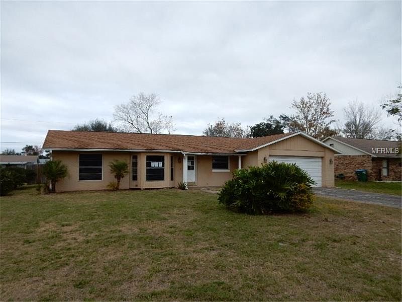 1st image of 822 Yellowbird Ave