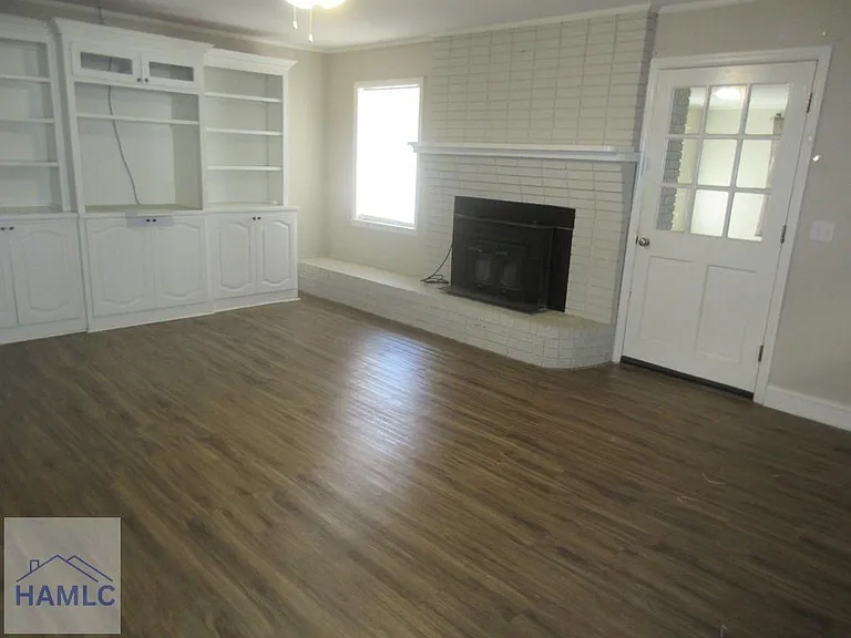 402 Morris St — Photo 5
