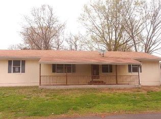 1537 S Pleasant St, Independence, MO 64055