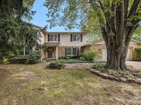 6290 Tanbark Ct, Flint, MI 48532