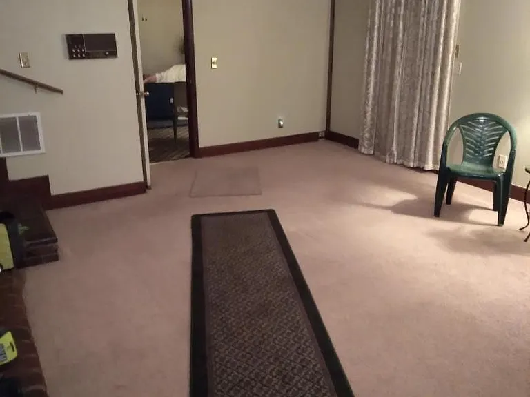 6225 Olde Towne Dr #B — Photo 8