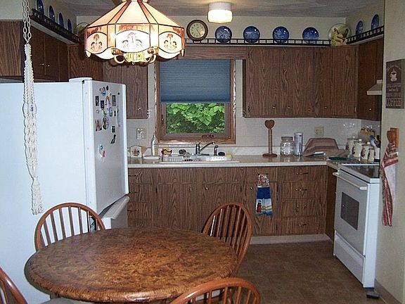 3rd image of N5058 Fox River Ln
