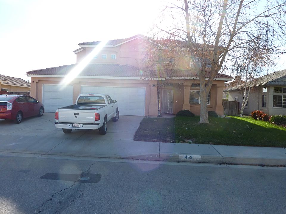 1st image of 1452 Airlift St