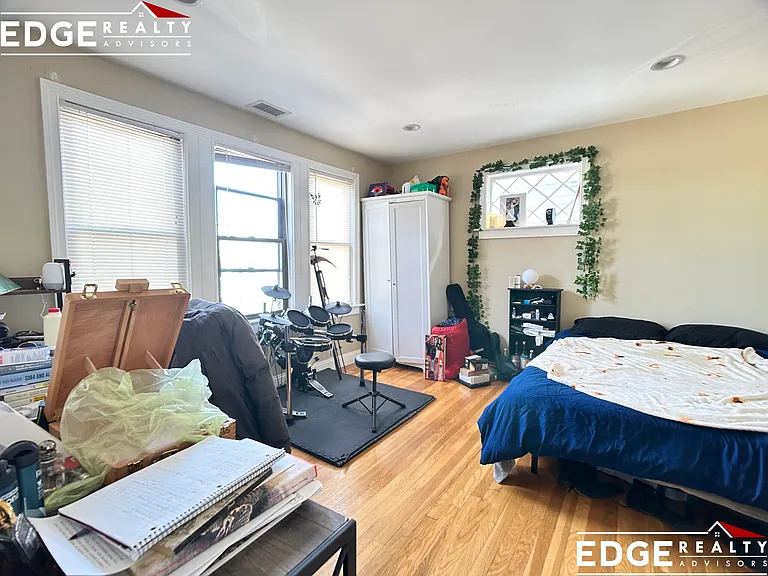 27 Bostonia Ave #2A — Photo 6