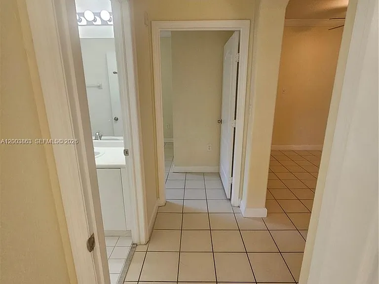 1543 SE 25th St #100 — Photo 16