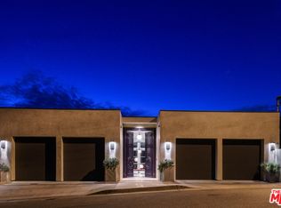 1901 Sunset Plaza Dr, Los Angeles, CA 90069