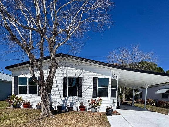 2nd image of 15094 Agulia Avenue