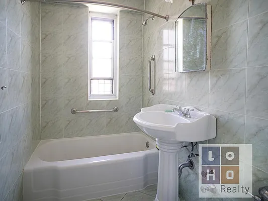 Rented by LoHo Realty | media 14