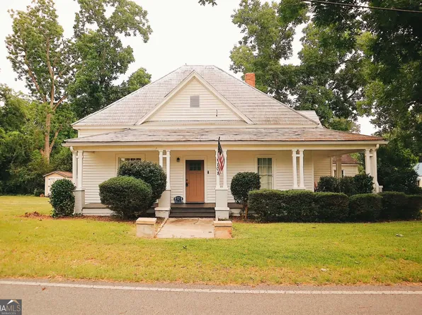 101 Harvey St, Dexter, GA 31019