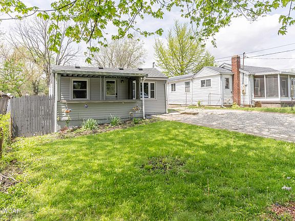 3rd image of 749 Buckeye Ave