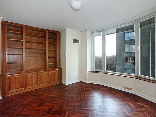 Sold by Sotheby's International Realty | media 4