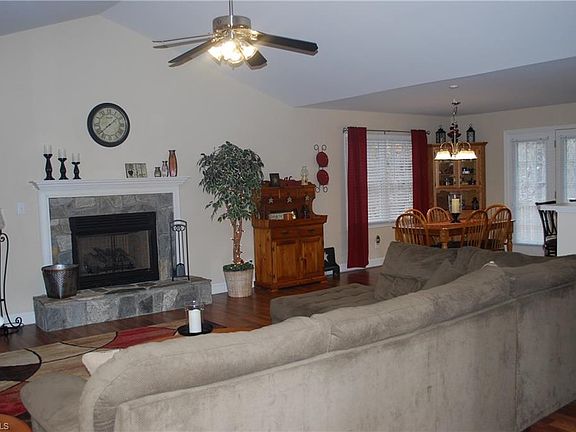 2nd image of 187 Northbrook Dr