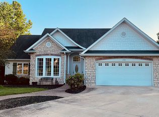 1705 Chapel Hollow Ct, Columbia, MO 65203