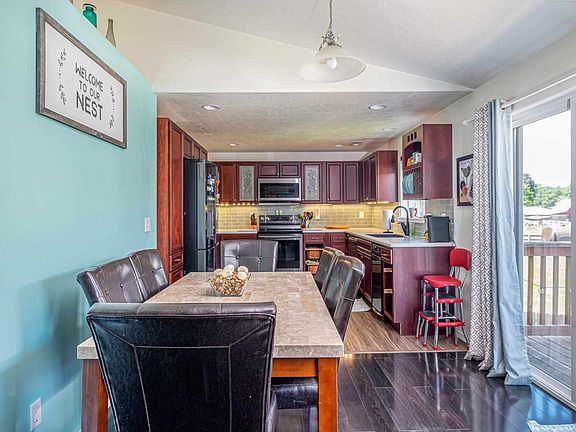 3rd image of 9609 E Rockwell Ln