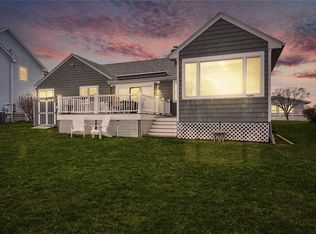 142 Colonel John Gardner Rd, Narragansett, RI 02882