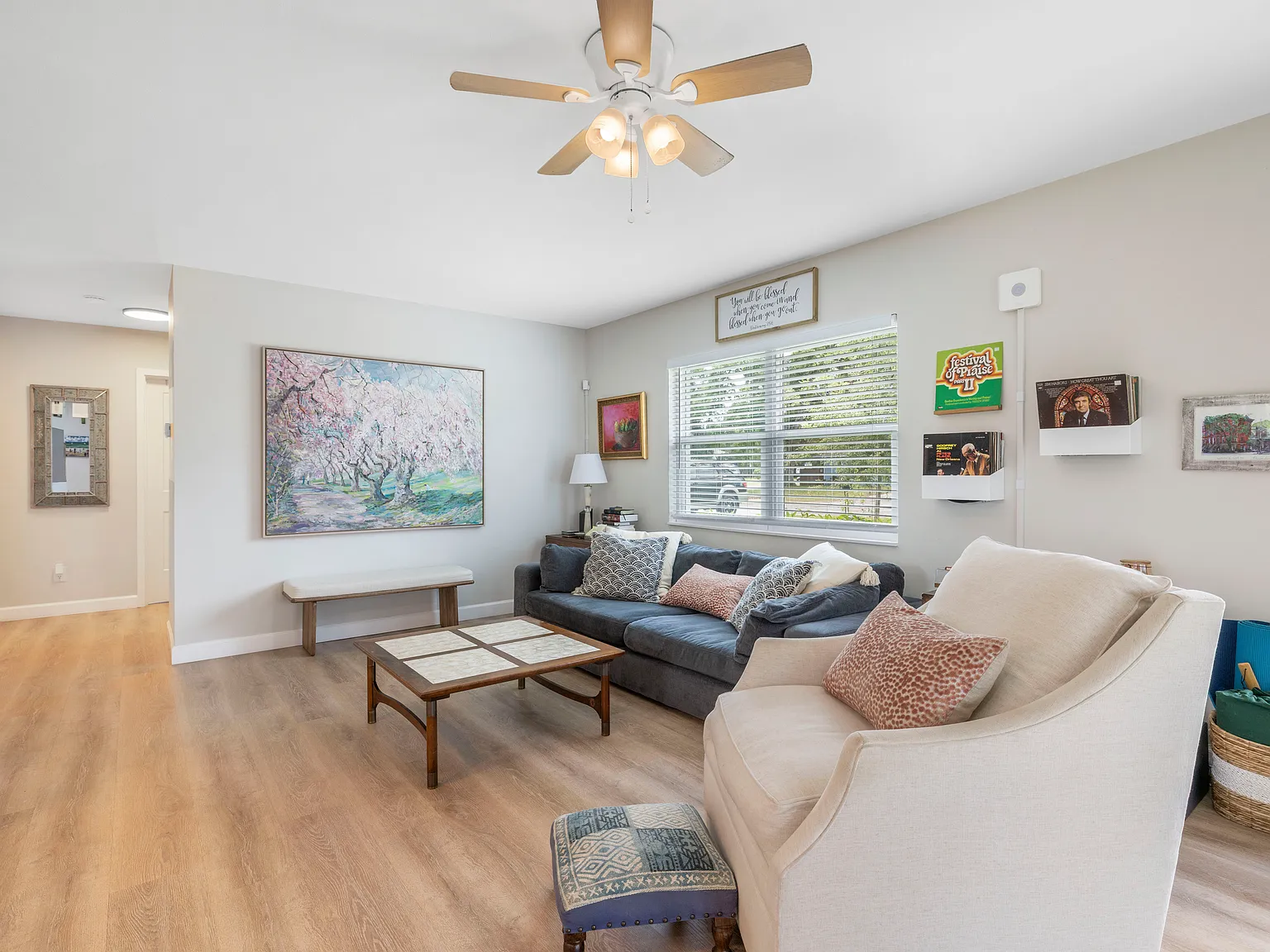 3 bed, 1027 sqft, $1,850 — Photo 4