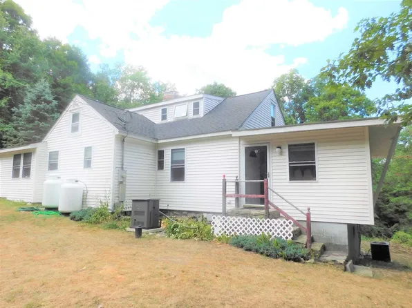 4 KNAPP Court, Hopewell Junction, NY 12533