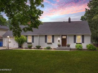 203 Florence Pl, Middletown, NJ 07748