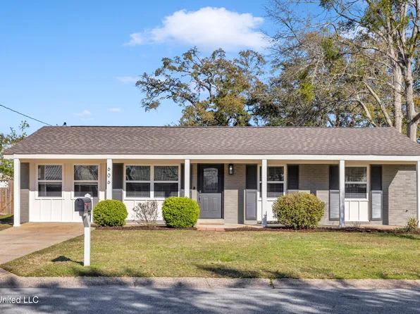 606 Clark Ave, Ocean Springs, MS 39564