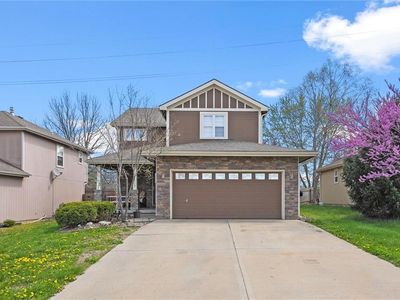 4313 Ironwood Dr, Leavenworth, KS, 66048