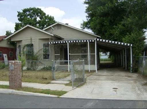 1st image of 134 ROSABELL DR