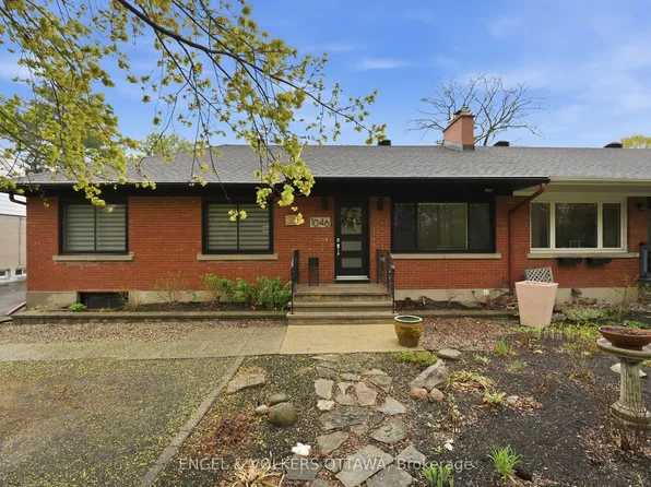 1046 Fisher Ave, Ottawa, ON K1Z 6P6