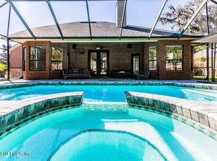 1866 Sentry Oak Ct, Fleming Island, FL 32003