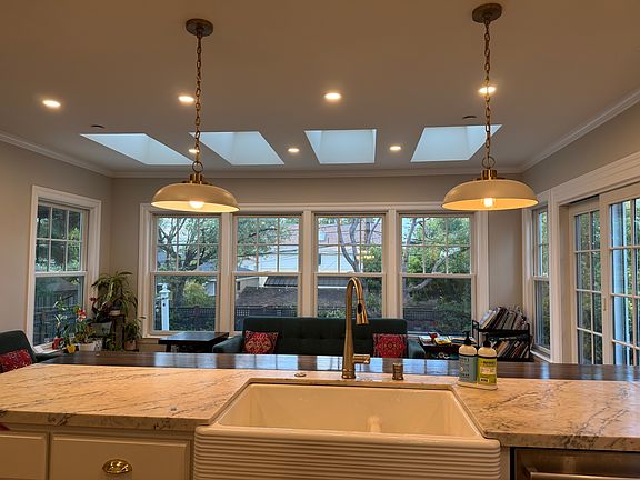 Kitchen nook