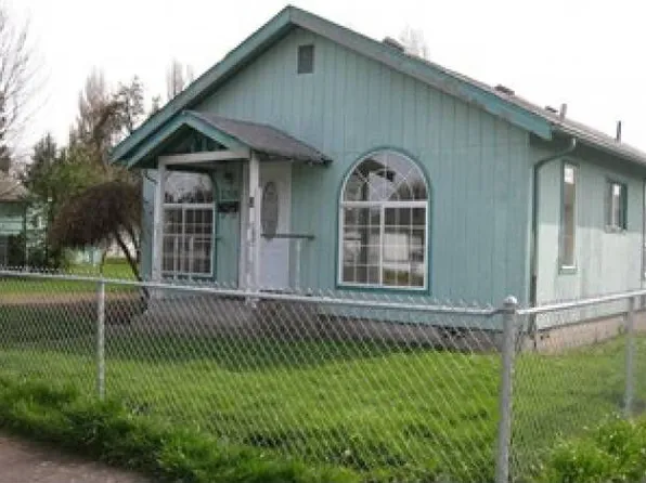 258 23rd Ave, Longview, WA 98632