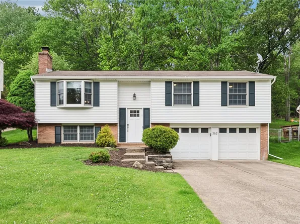 362 Fruitwood Dr, Bethel Park, PA 15102