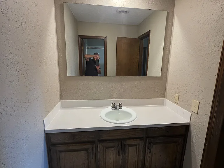 914 Northgate Ave — Photo 11