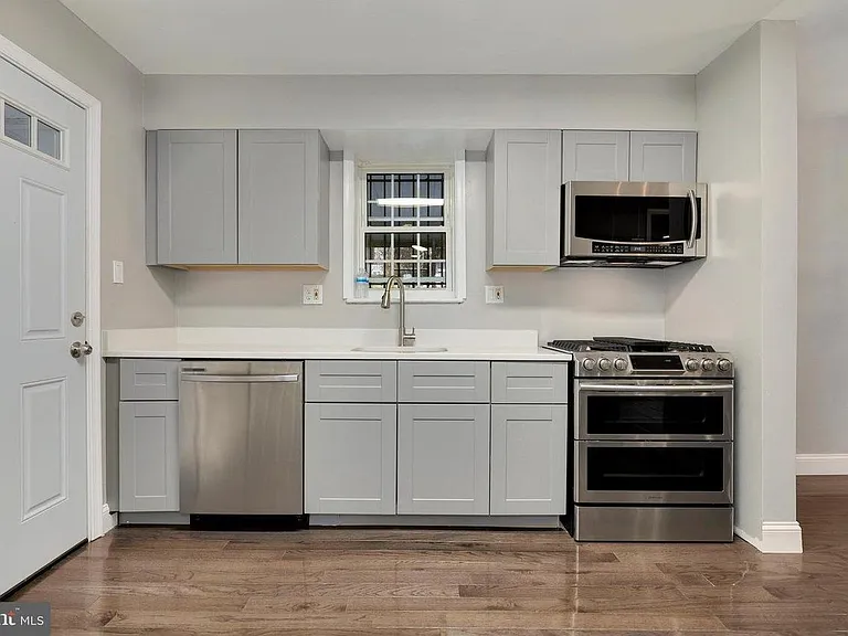 3682 Camden St SE #2 — Photo 10