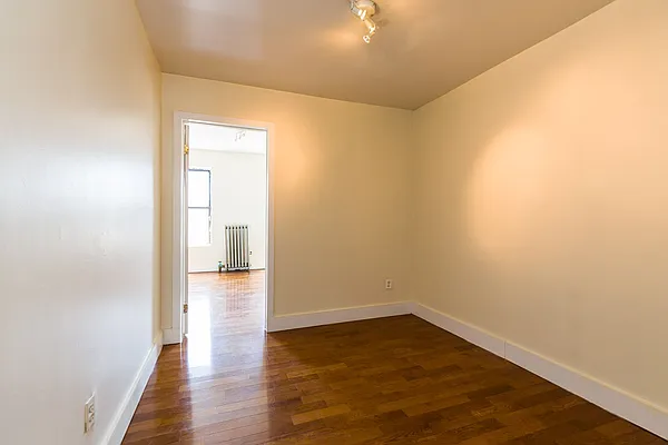 Rented by Nooklyn NYC LLC | media 2