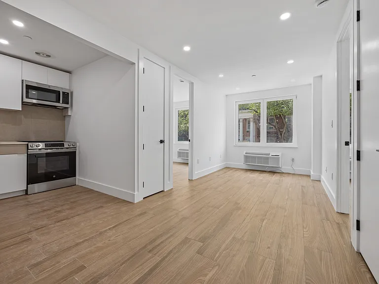 177 Rochester Ave #1C — Photo 1