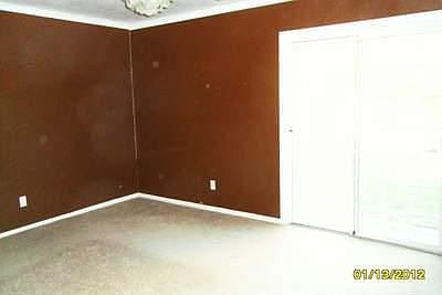 3rd image of 2105 Hacienda Dr