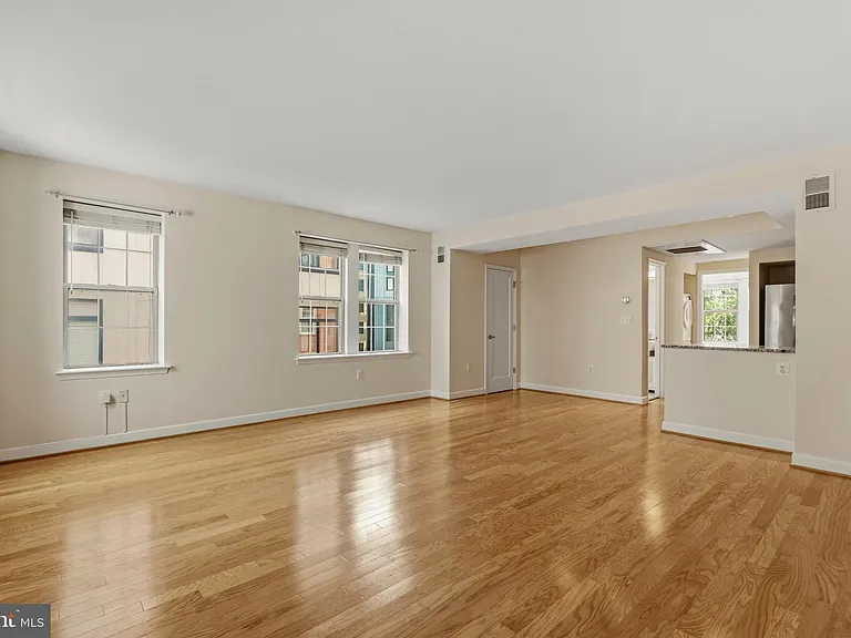 1314 Massachusetts Ave NW #606 — Photo 2